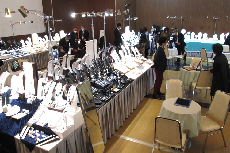 2021年展示会「極楽鳥の森」