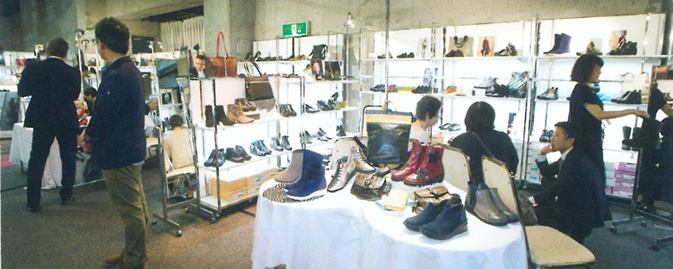 展示会「極楽鳥の森」